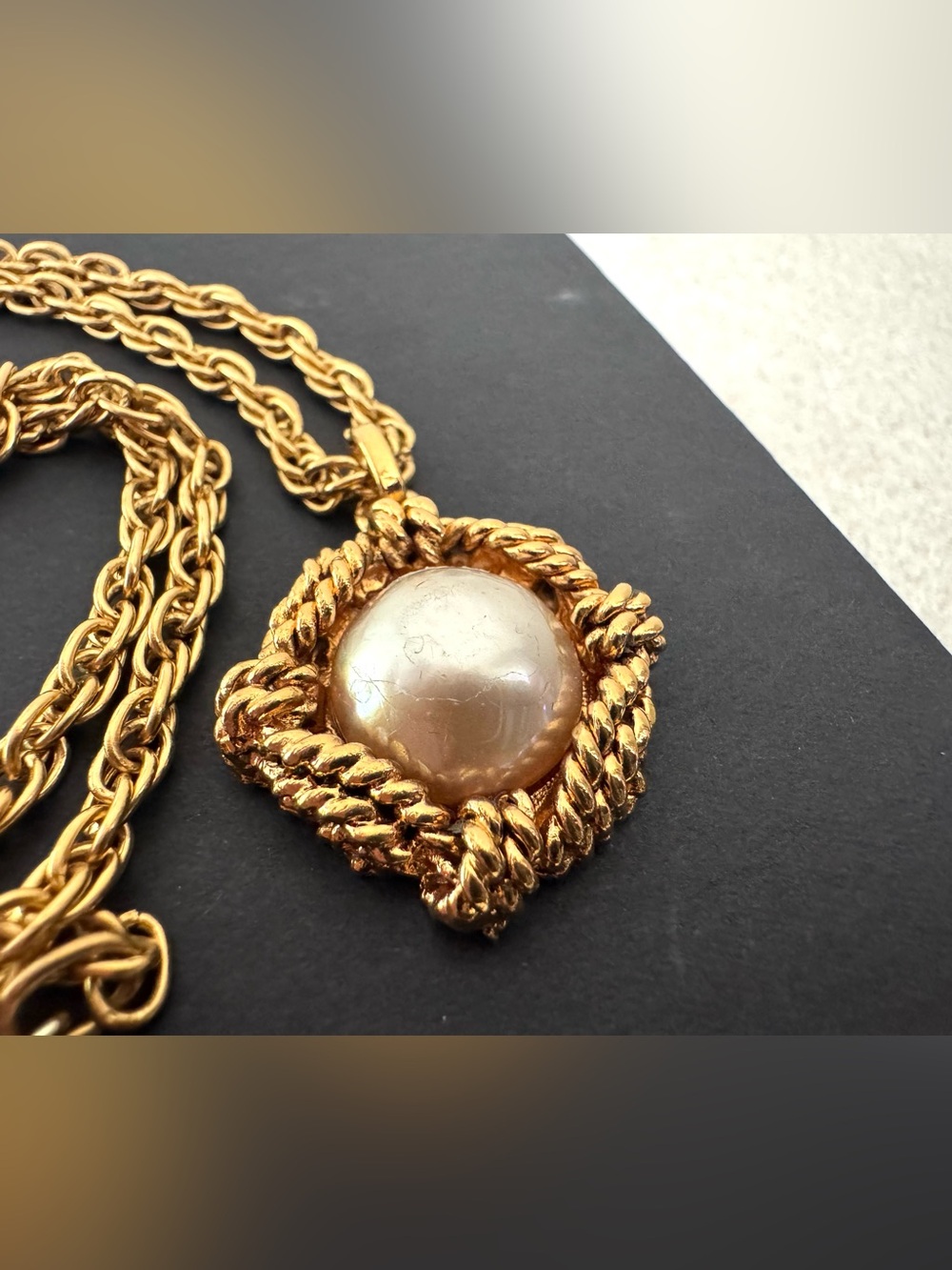 CHANEL Vintage Gold Faux Pearl Pendant Necklace Rope Detail 16” + COA